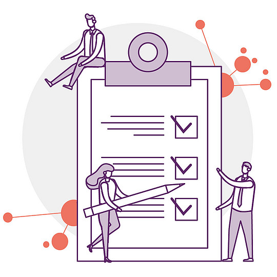 Illustration: in der Mitte ein überlebensgroßes Klemmbrett, in das ein Papier eingespannt ist. Links oben sitzt ein kleiner Mensch auf dem Klemmbrett, links und rechts daneben stehen zwei weitere kleine Menschen, einer davon zeigt mit einem Bleistift auf das Papier.